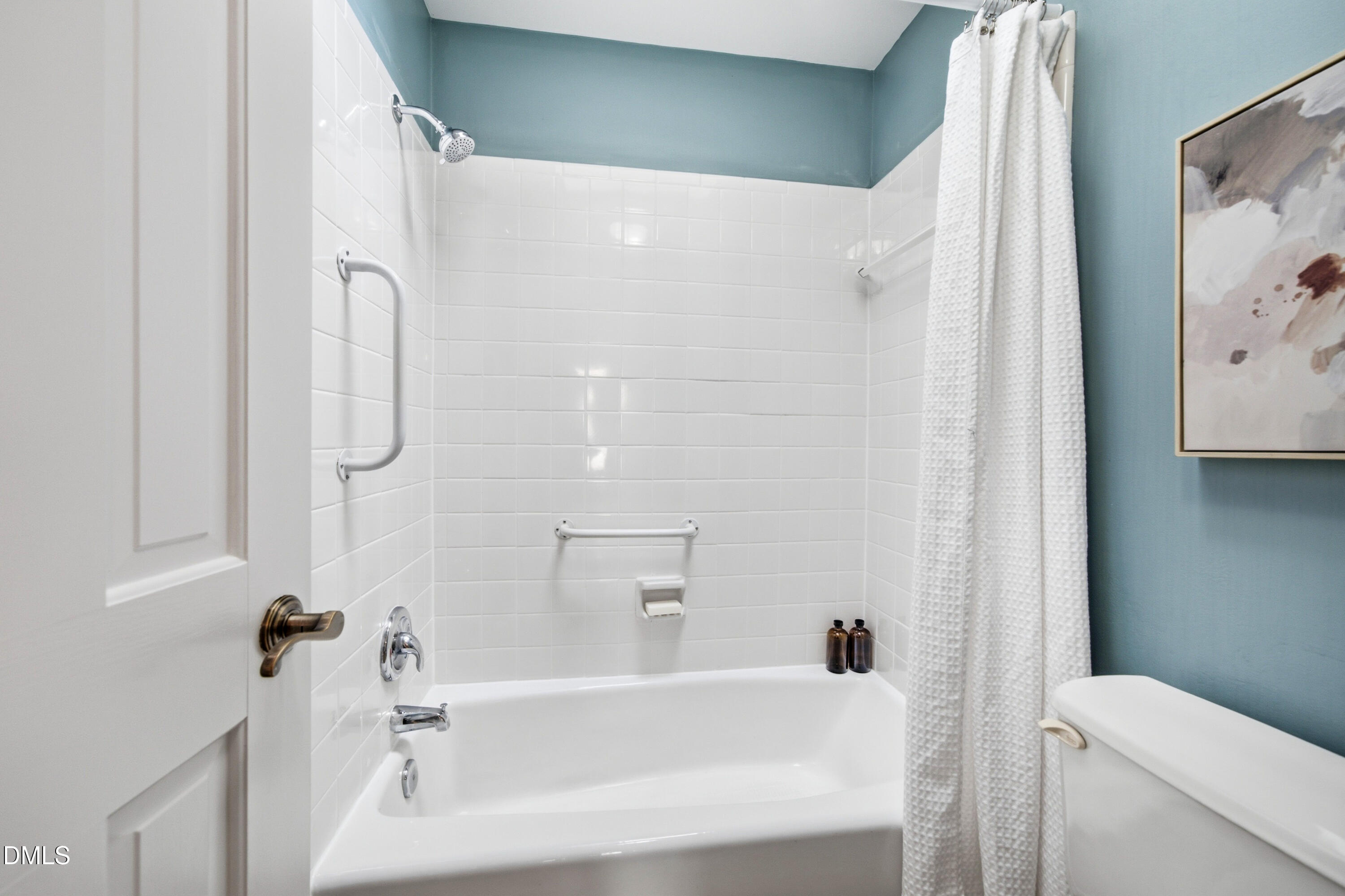 104 Tiercel Court