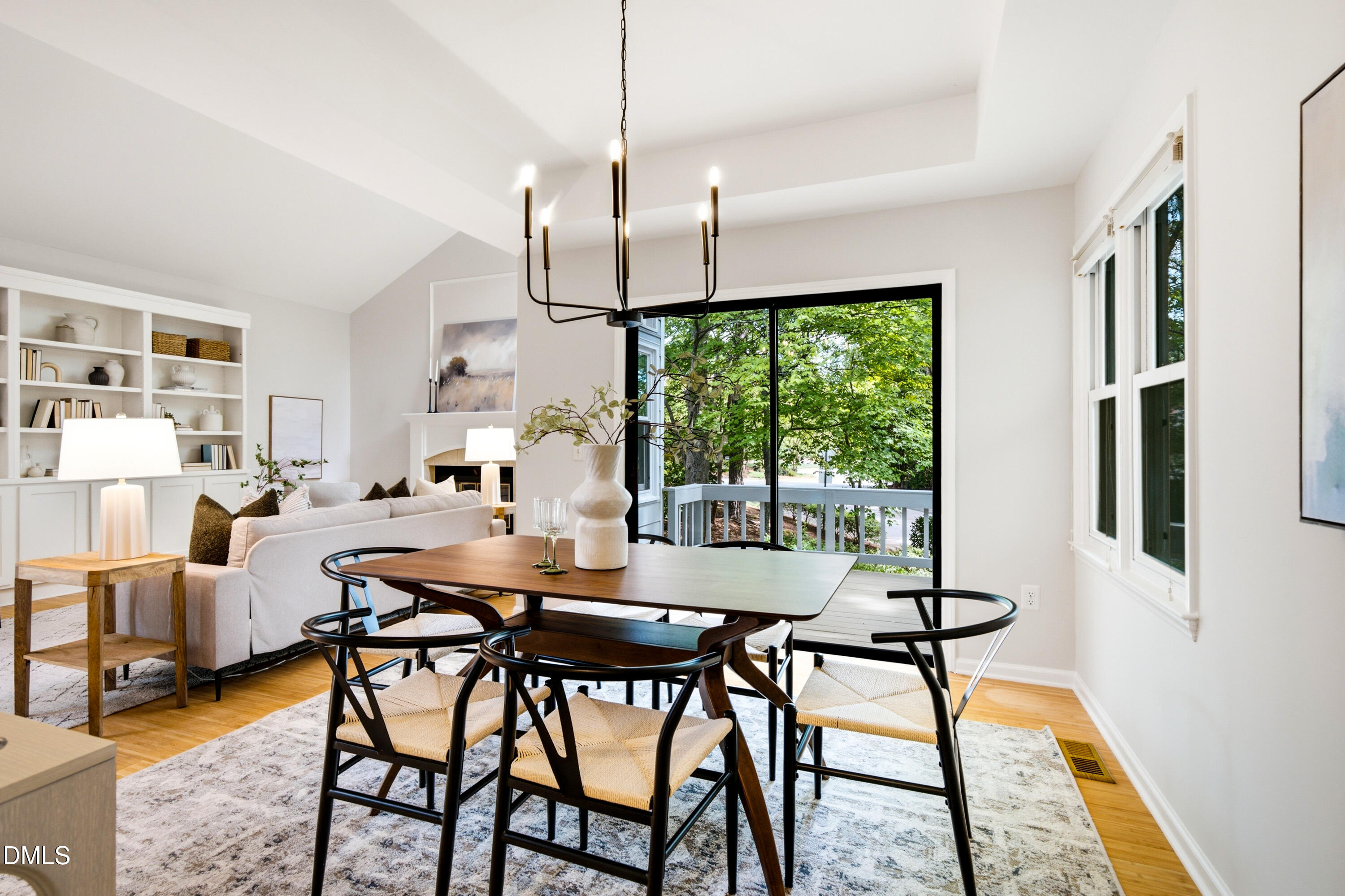 104 Tiercel Court