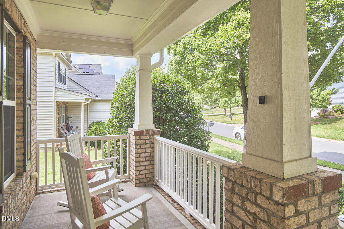 2106 Hemlock Hill Drive