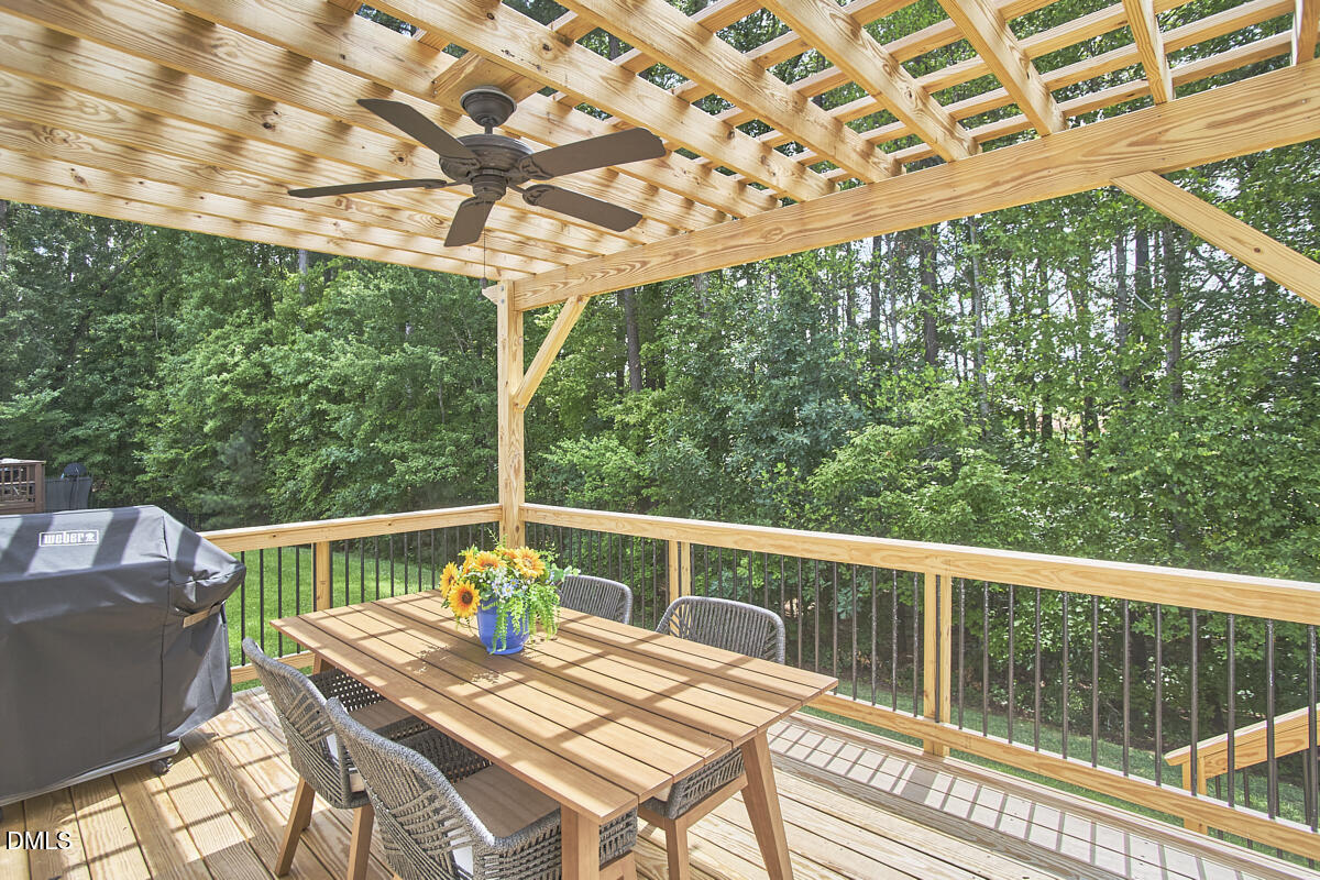2106 Hemlock Hill Drive