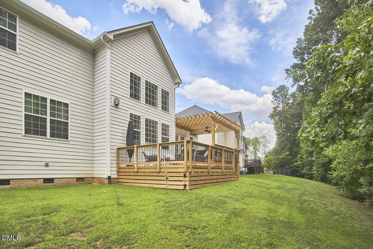 2106 Hemlock Hill Drive