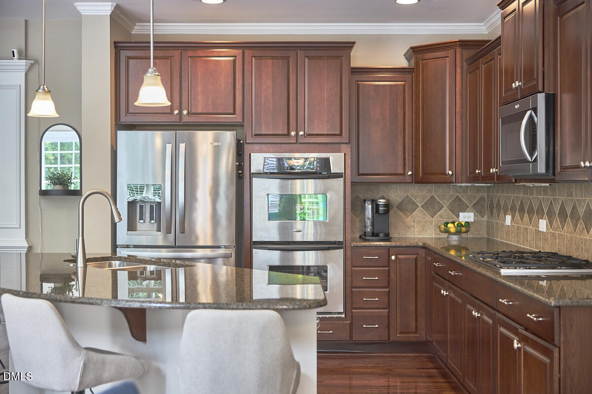 2106 Hemlock Hill Drive