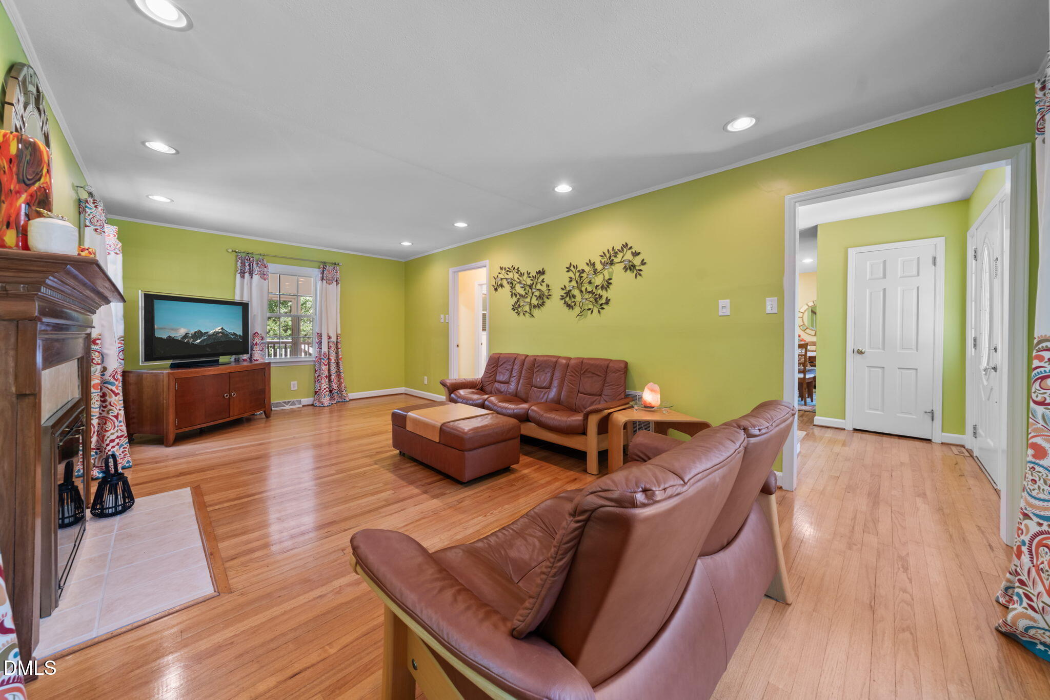 721 Tinkerbell Road