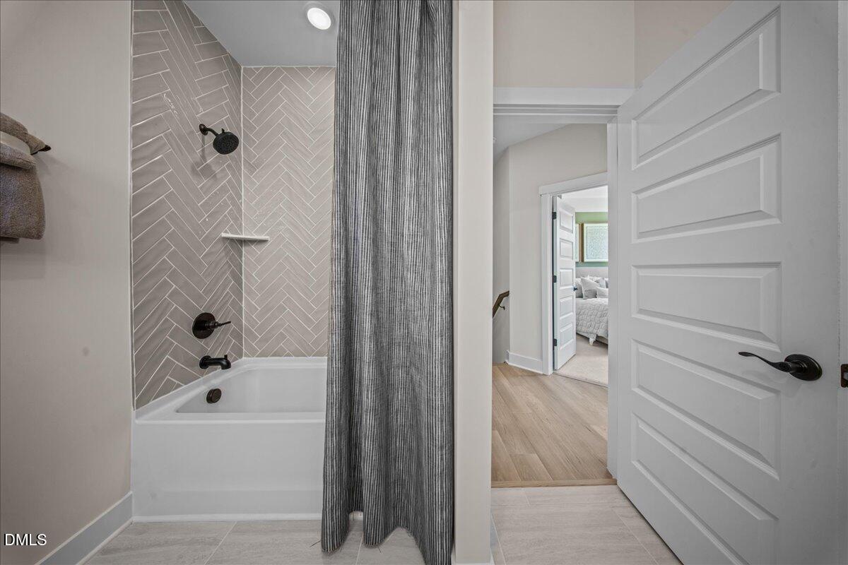 10916 Berry Woods Lane