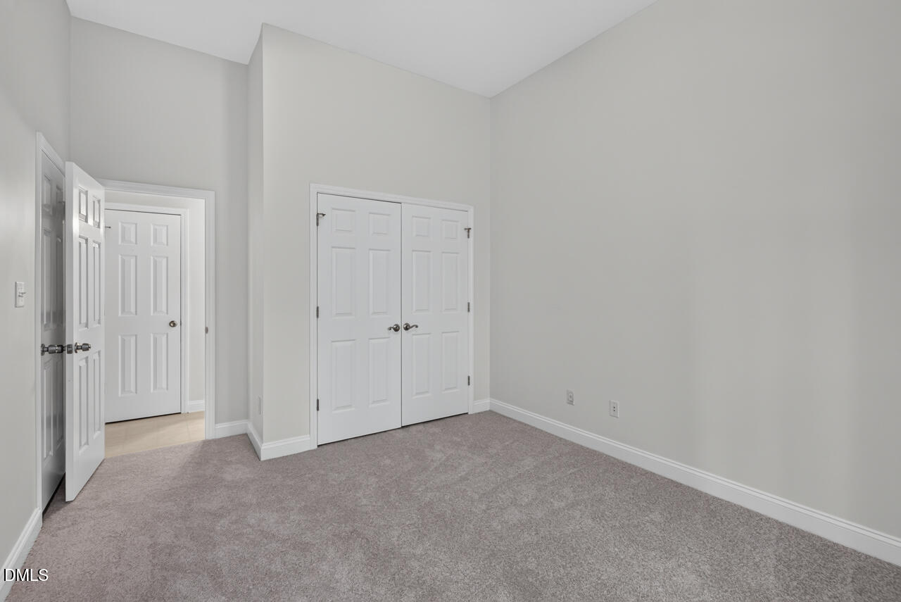 806 Carved Oak Drive