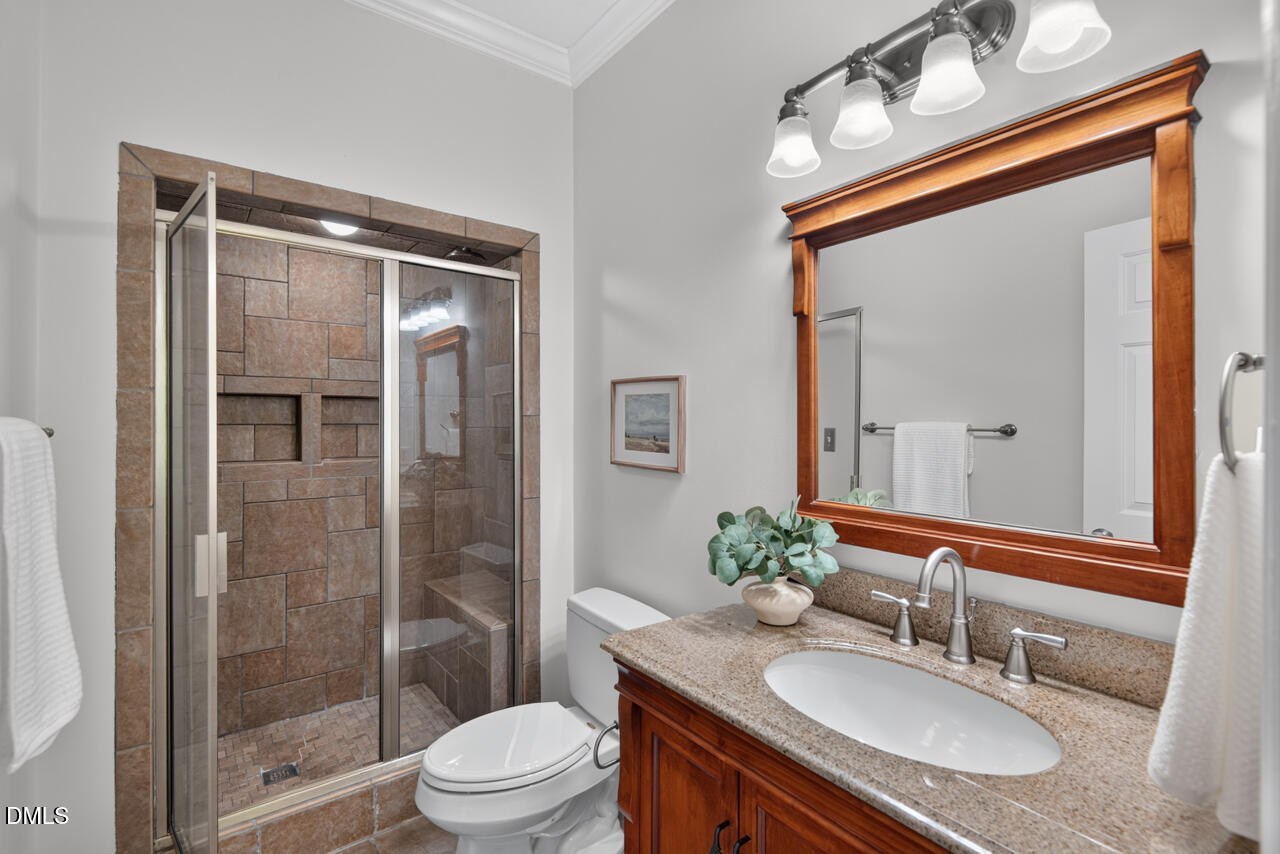806 Carved Oak Drive