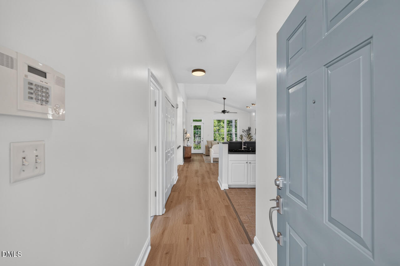 806 Carved Oak Drive