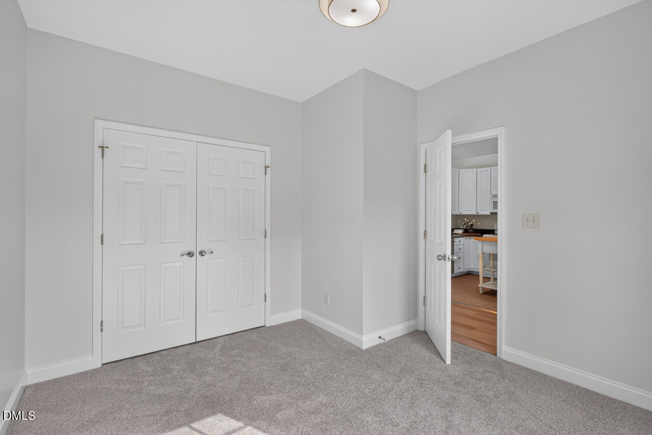 806 Carved Oak Drive
