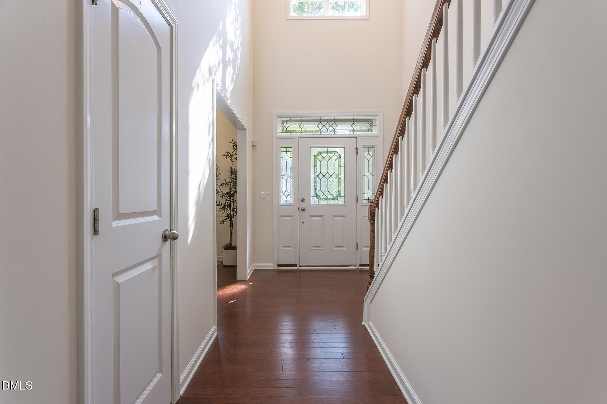 235 Strolling Way