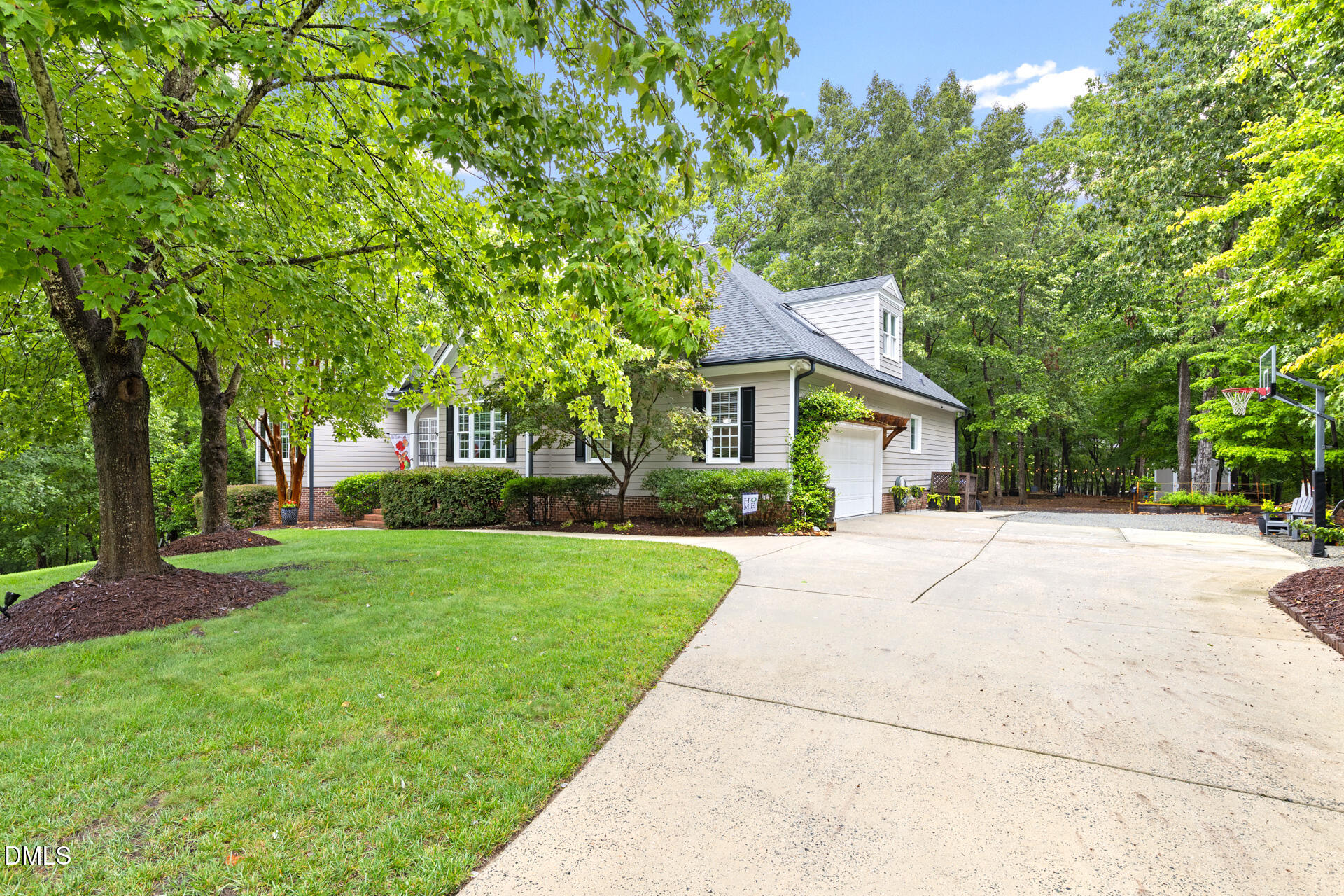 2901 Sunnystone Way