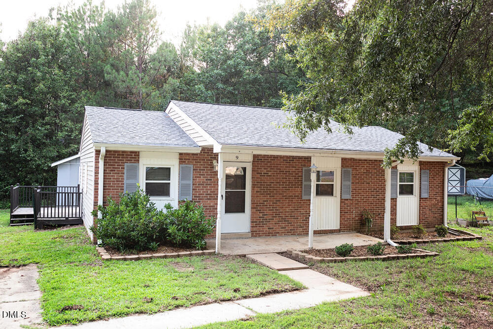 9 Plummer Place