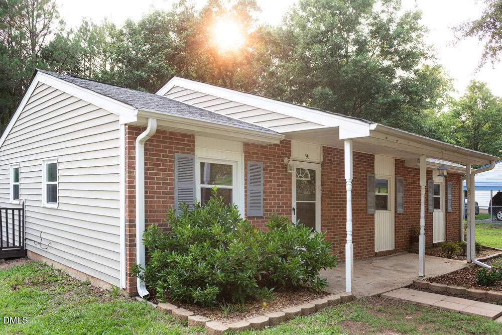 9 Plummer Place