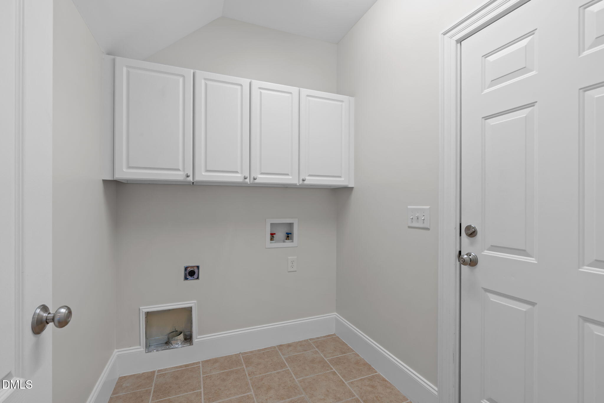 2728 Snowy Meadow Court
