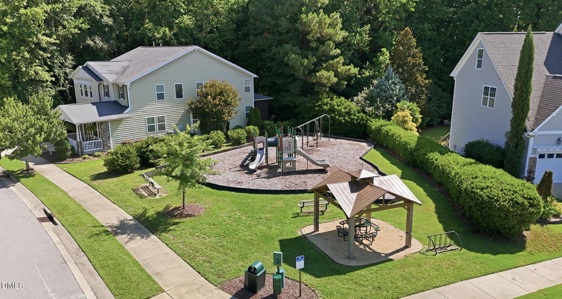 1550 Lake Louise Lane