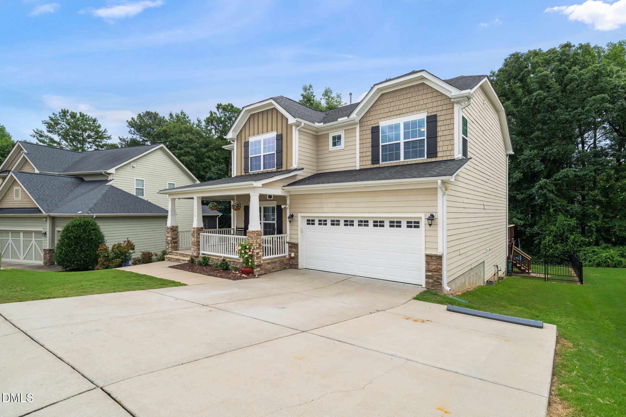 1550 Lake Louise Lane