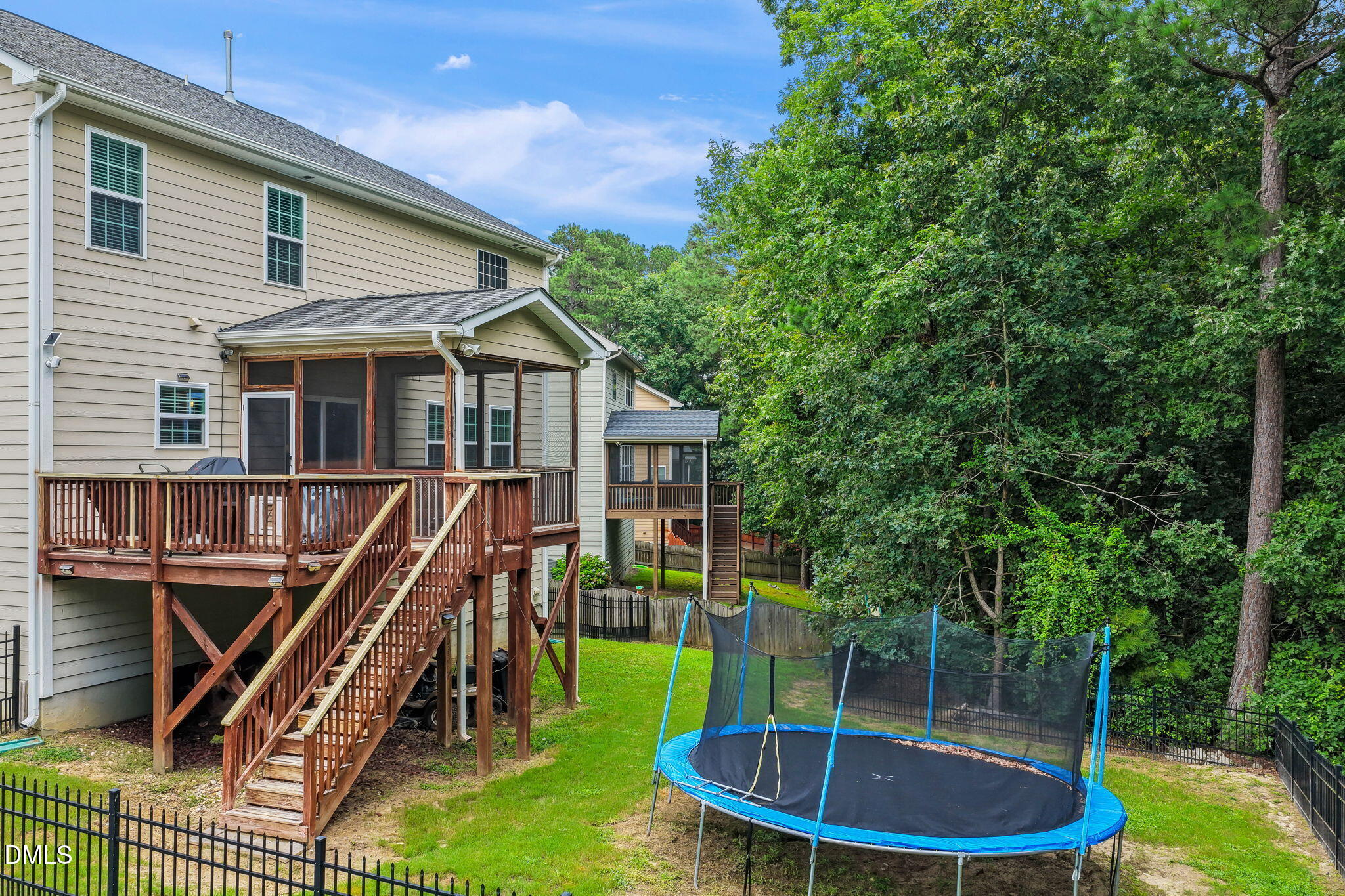 1550 Lake Louise Lane
