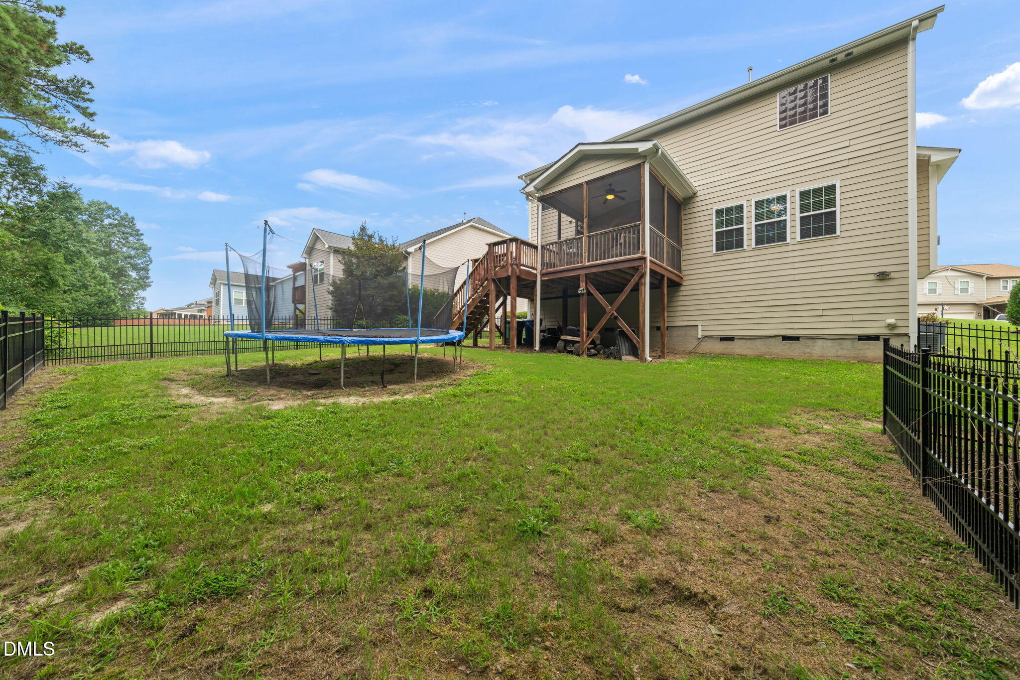 1550 Lake Louise Lane