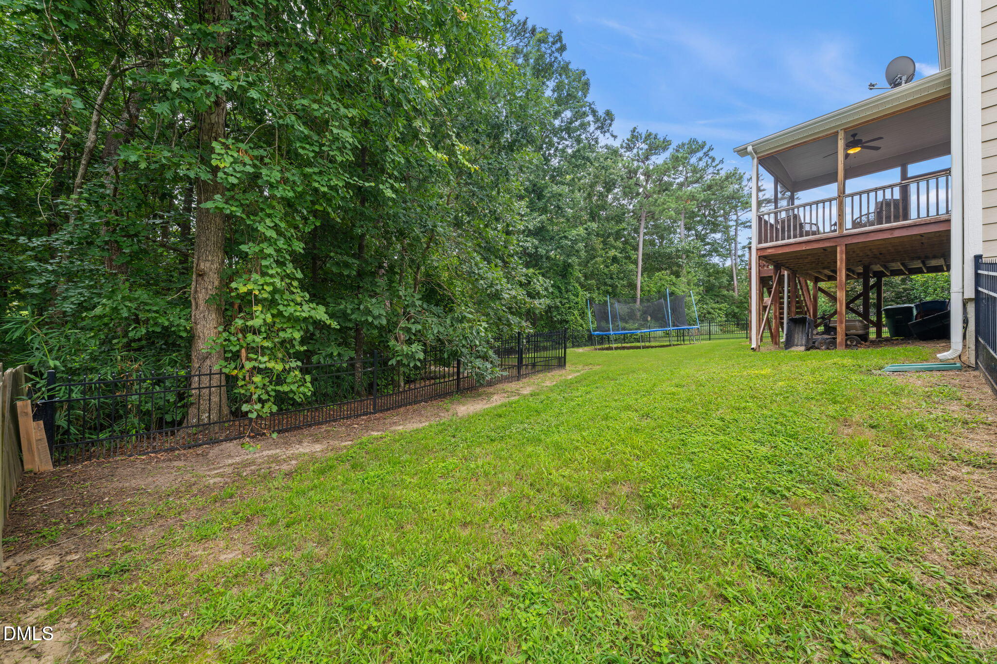 1550 Lake Louise Lane