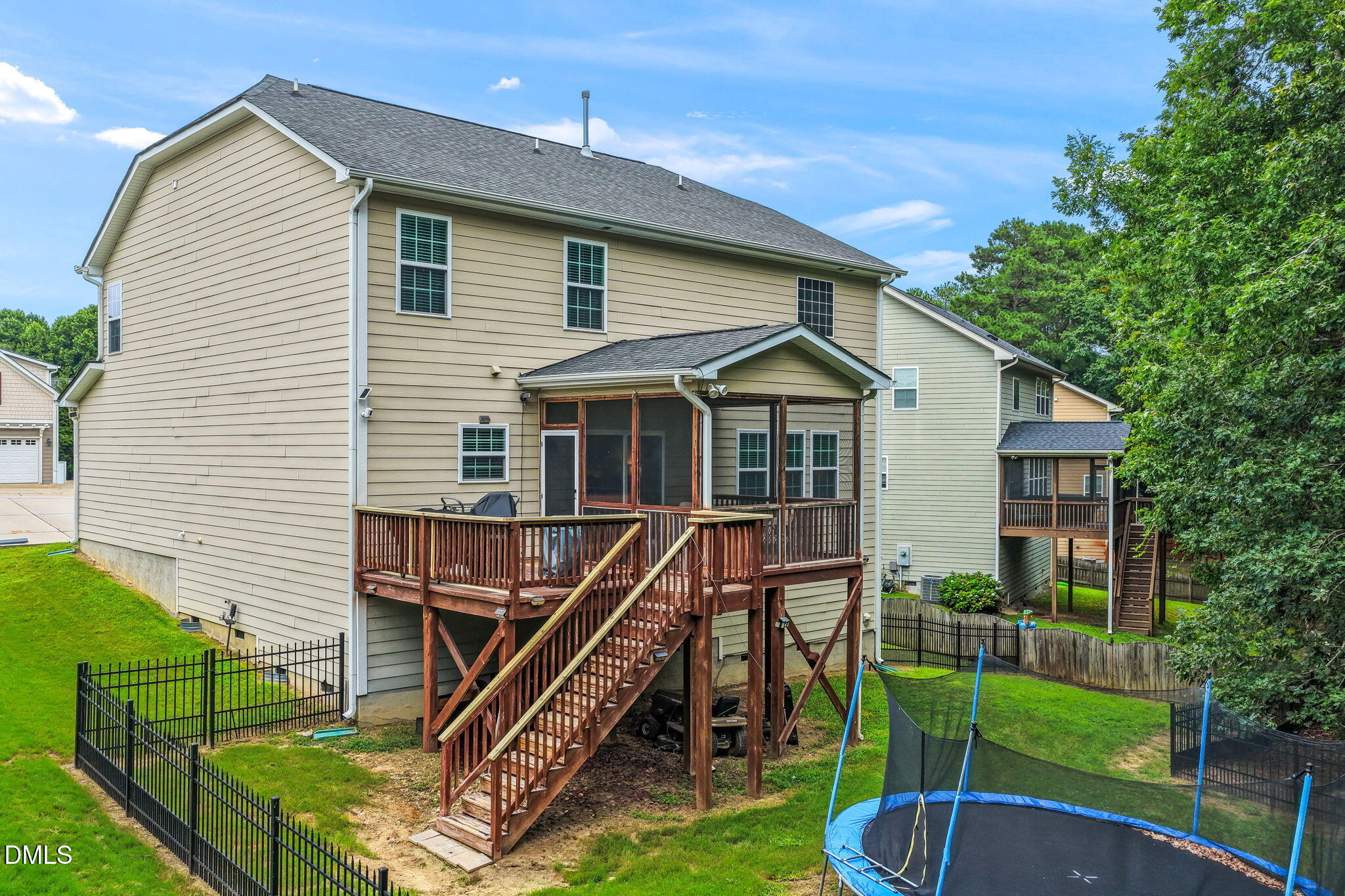 1550 Lake Louise Lane