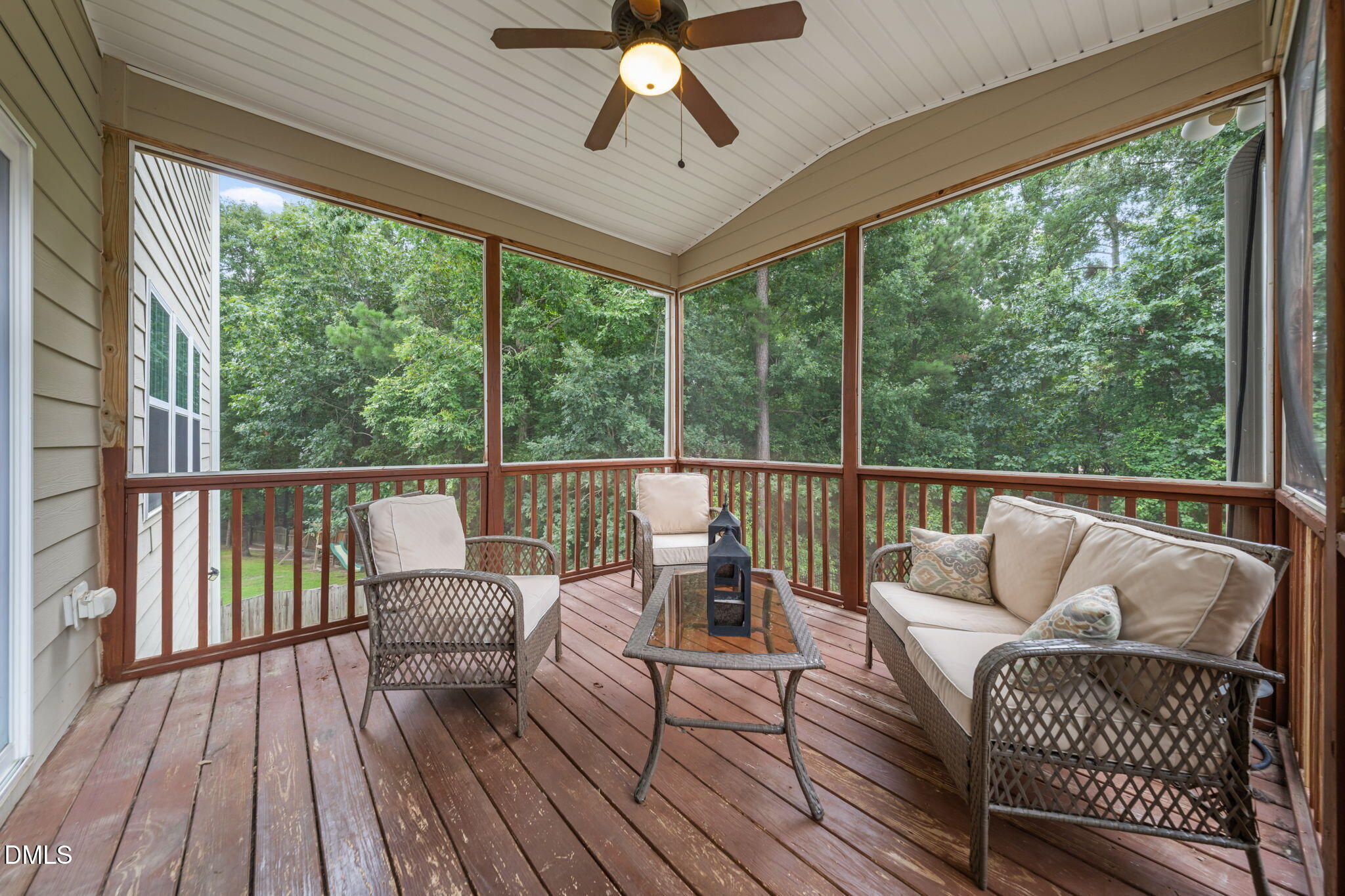 1550 Lake Louise Lane