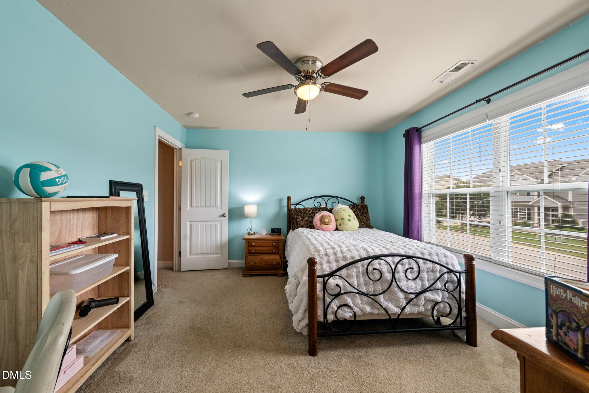 1550 Lake Louise Lane