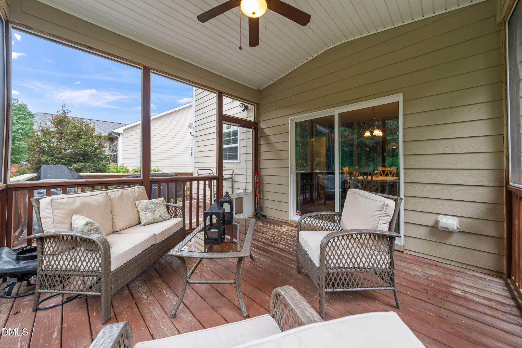 1550 Lake Louise Lane