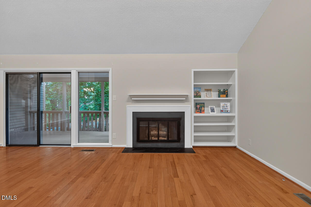 16 Glenmore Drive