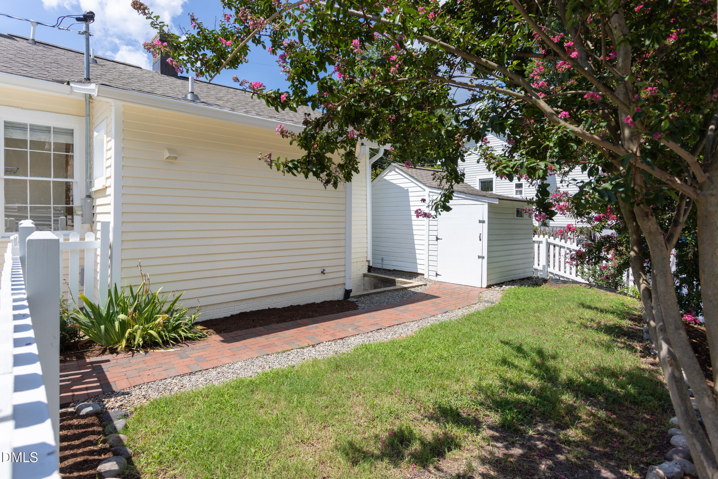 719 Shepherd Street