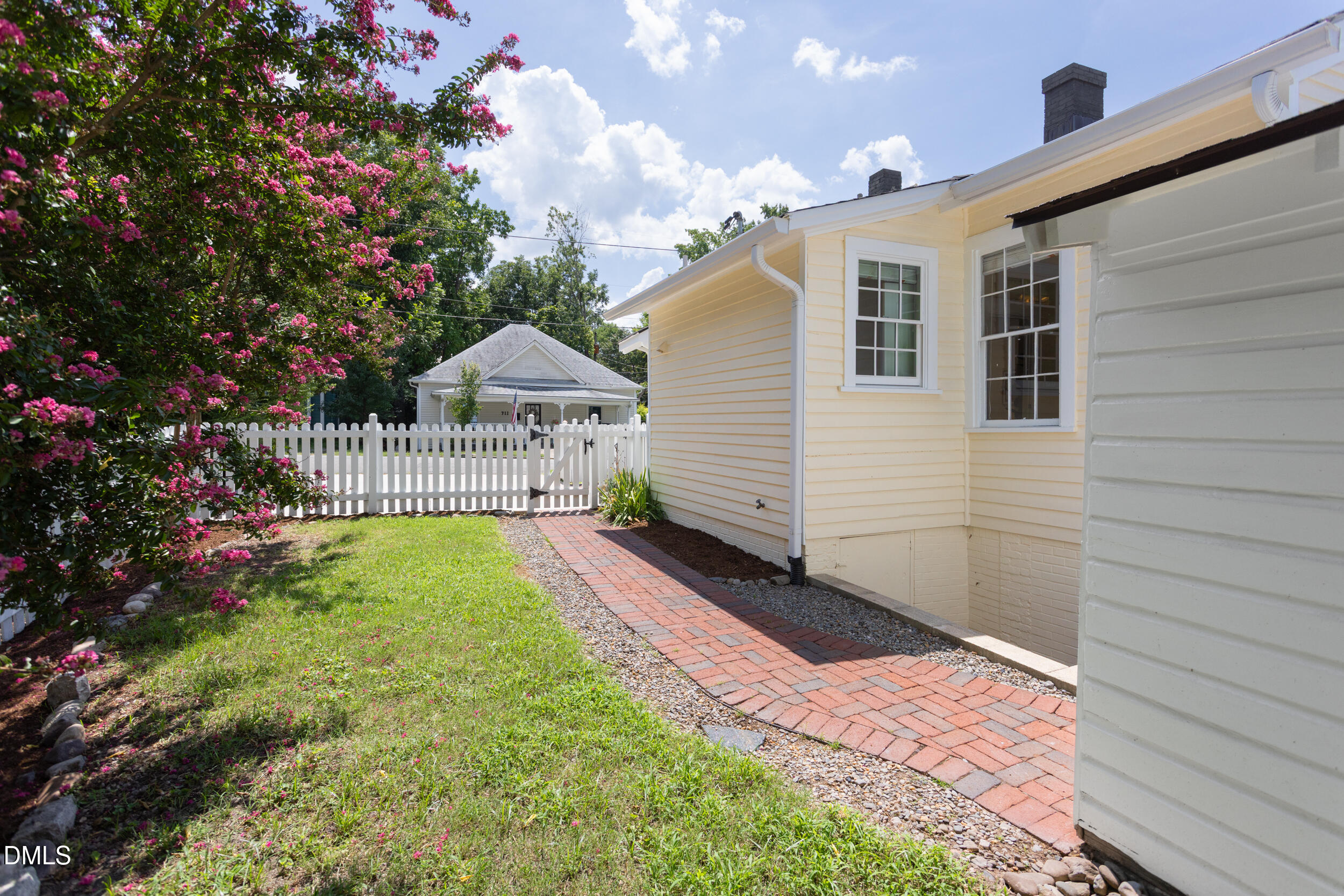 719 Shepherd Street