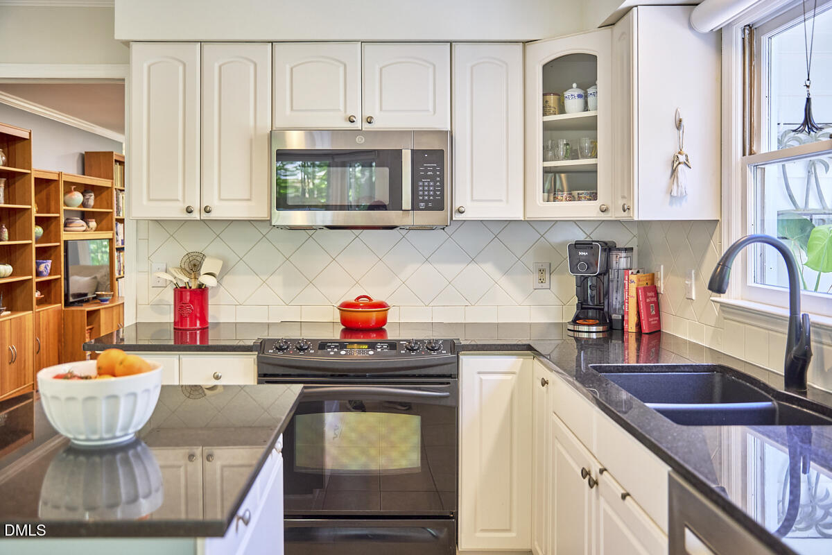 6914 Falconbridge Road