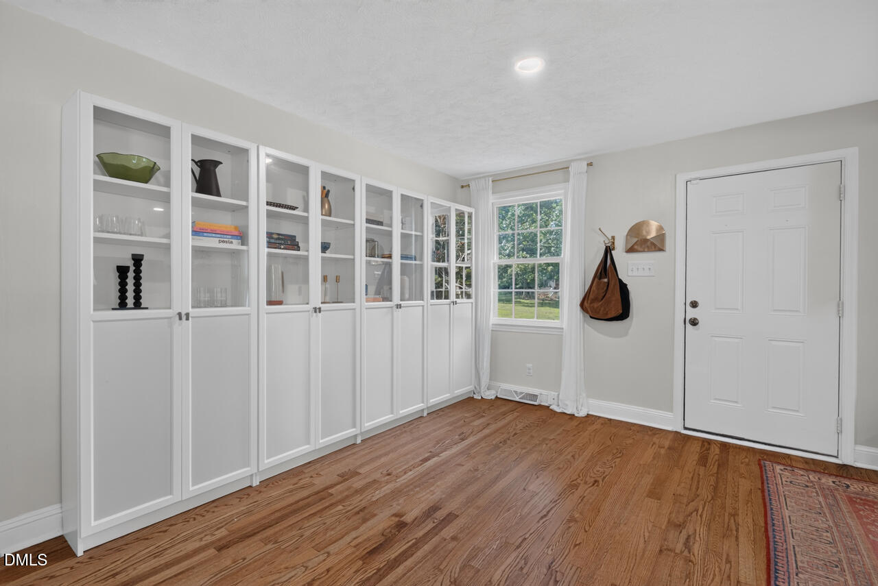 506 N King Charles Road