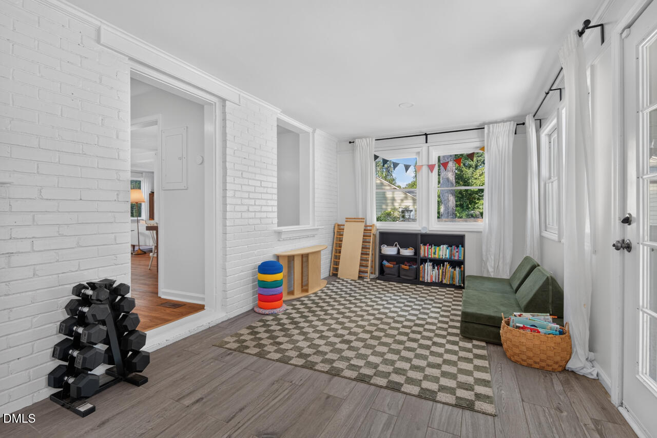 506 N King Charles Road