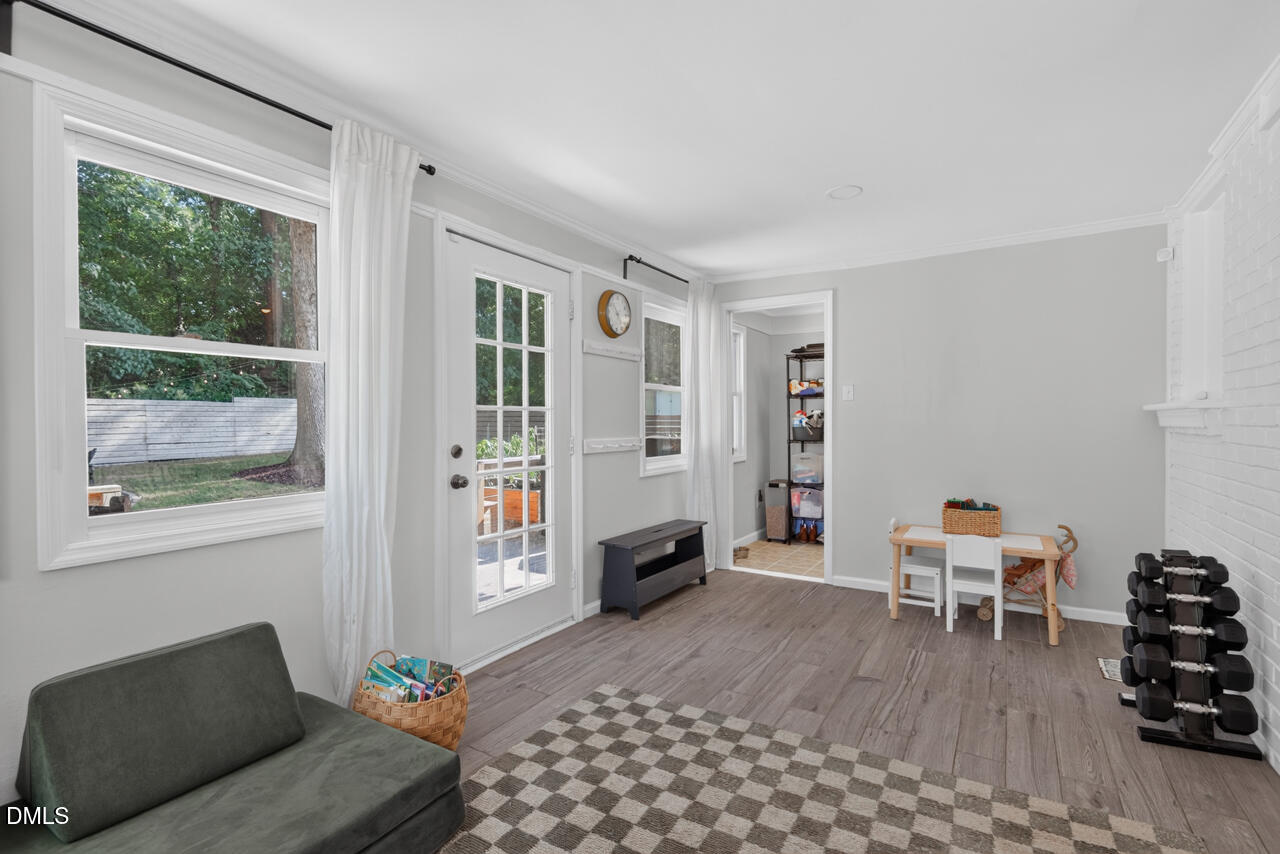 506 N King Charles Road