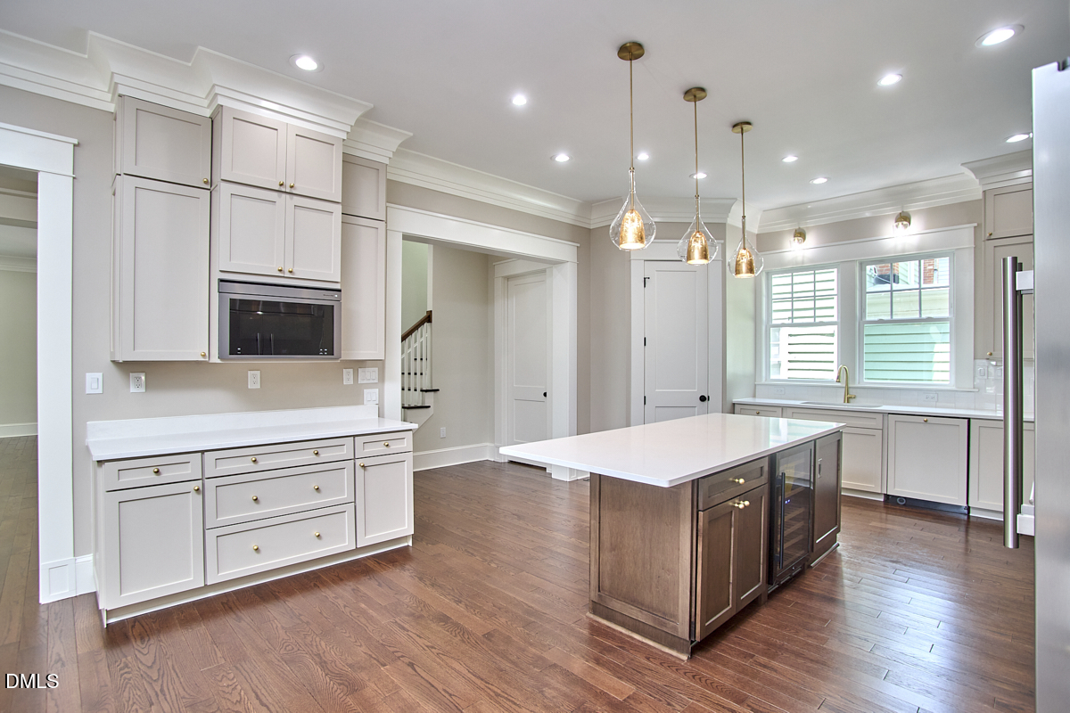 1106 9th Street
