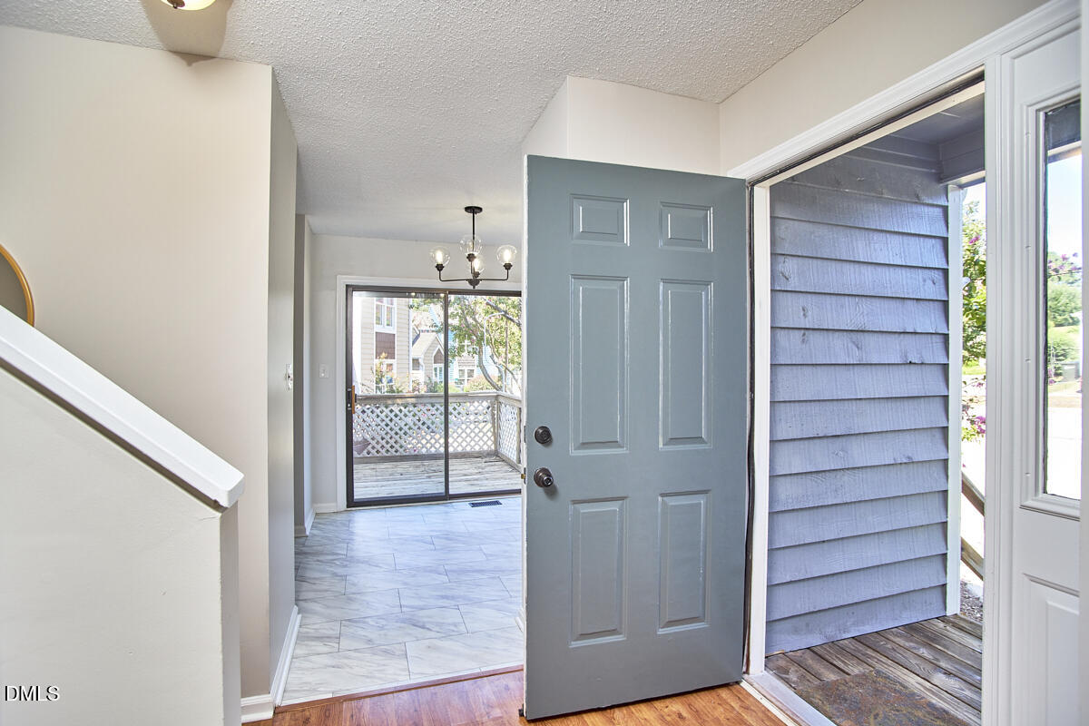 3 Hickory Wood Square