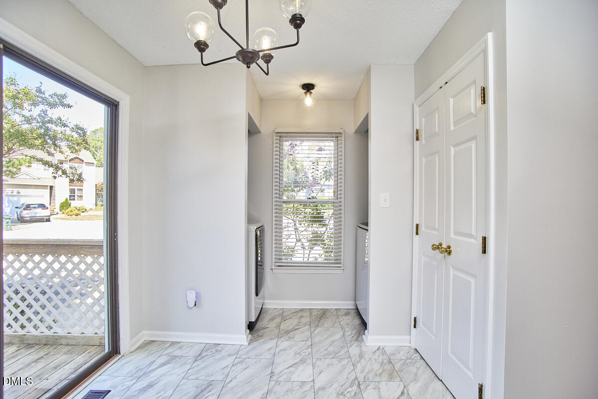 3 Hickory Wood Square
