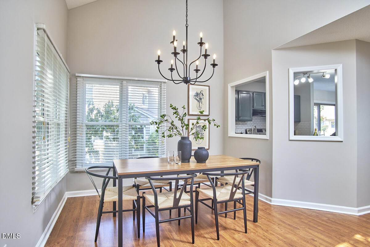 3 Hickory Wood Square