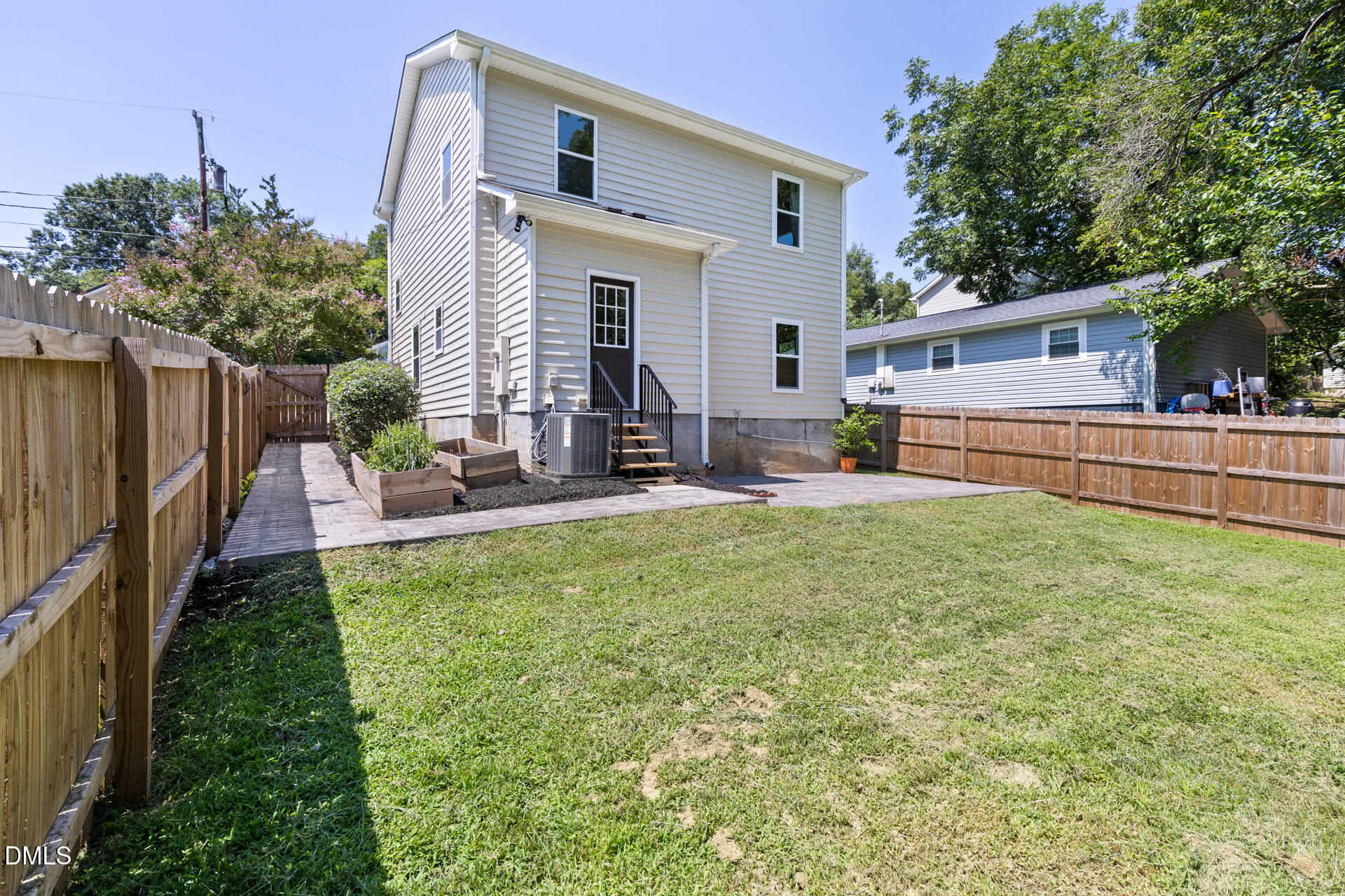 1009 Rock Street