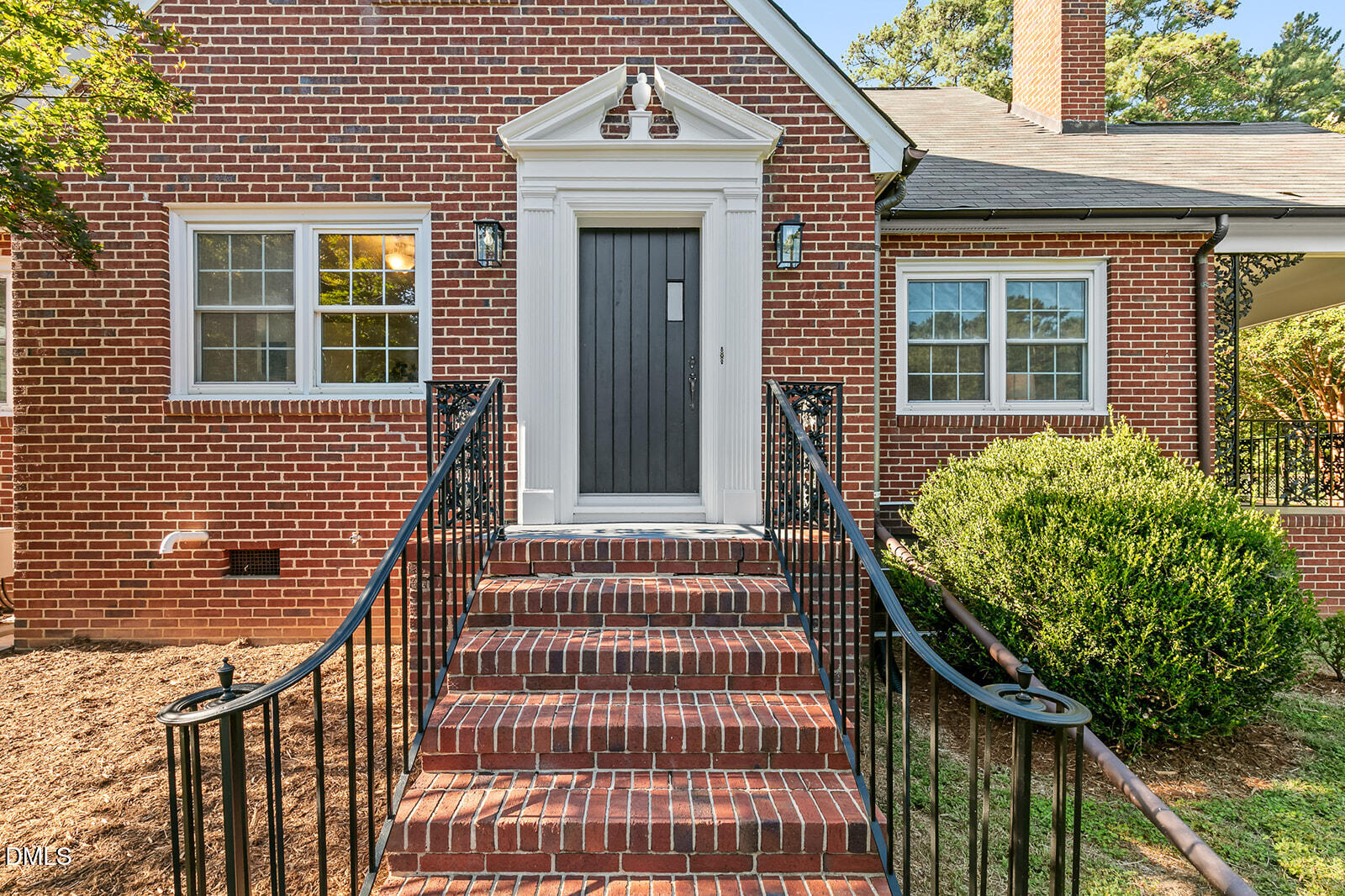 2720 University Drive