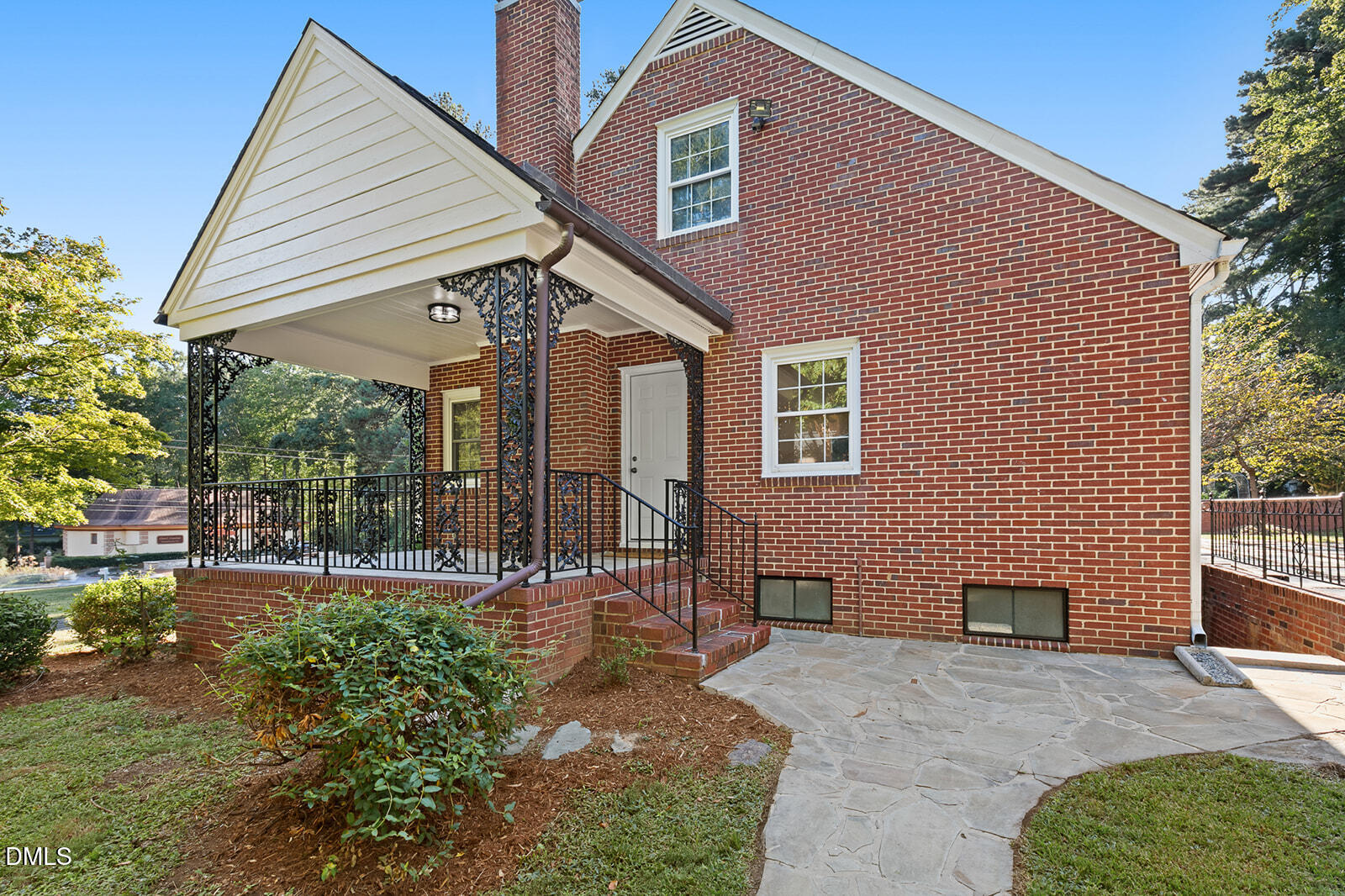 2720 University Drive