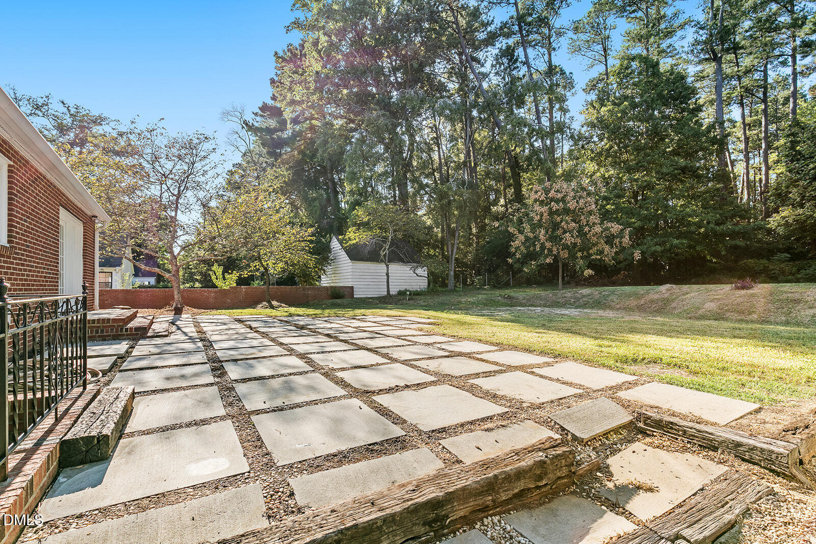 2720 University Drive