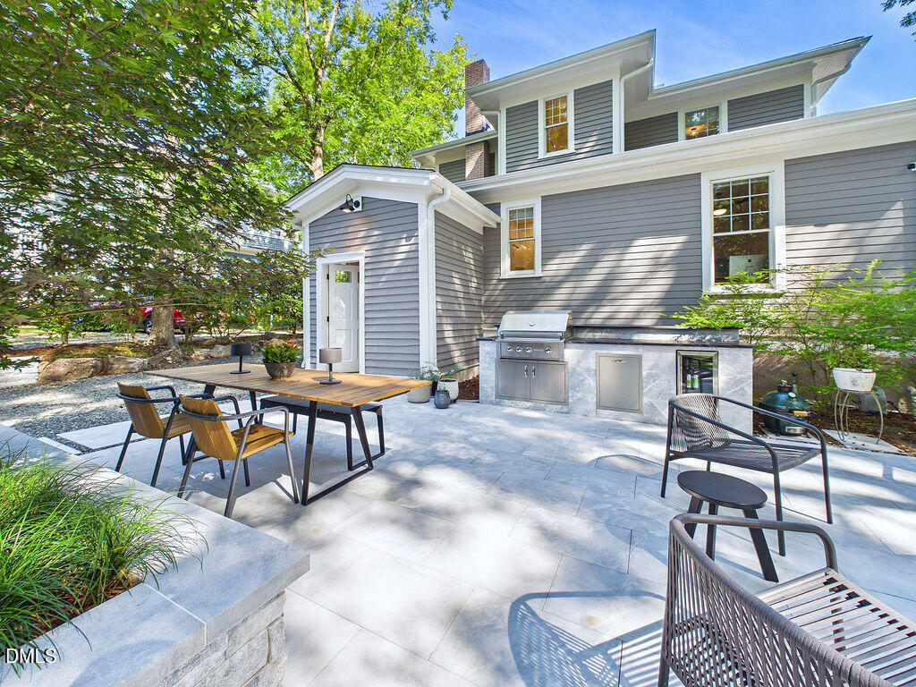 106 E Trinity Avenue