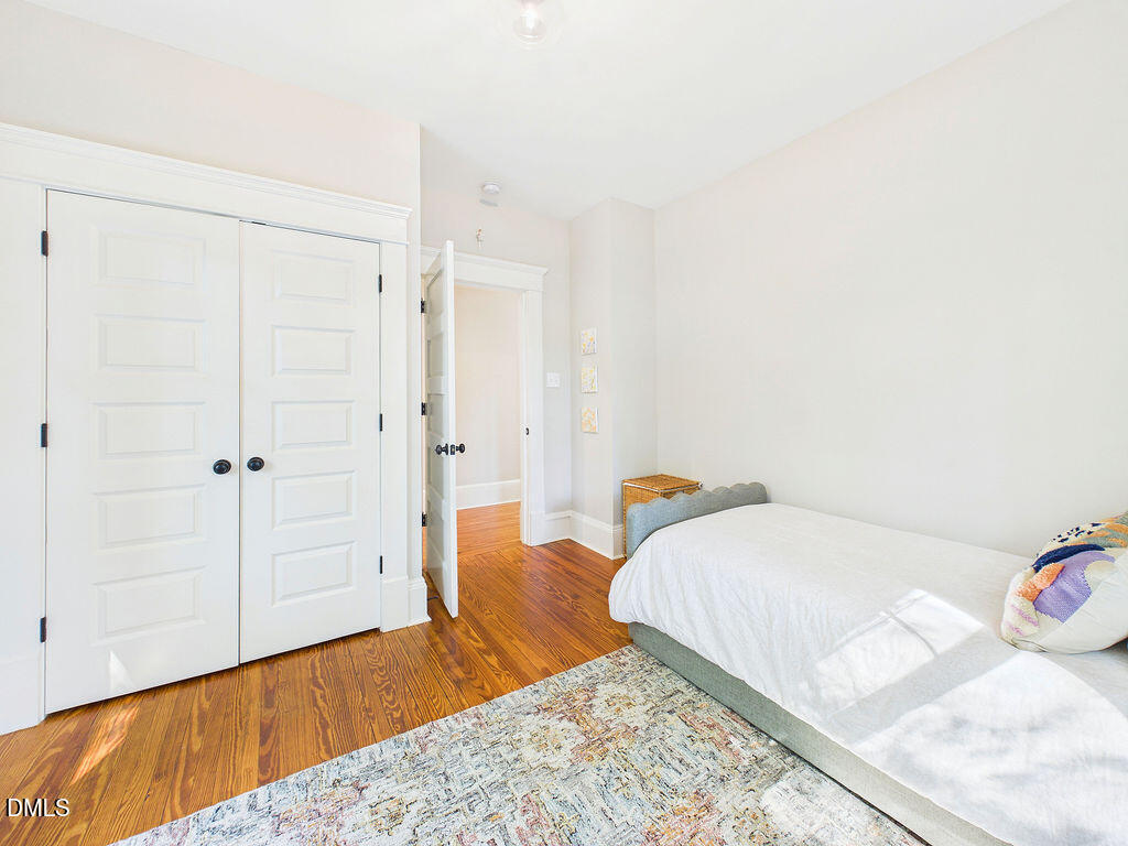 106 E Trinity Avenue