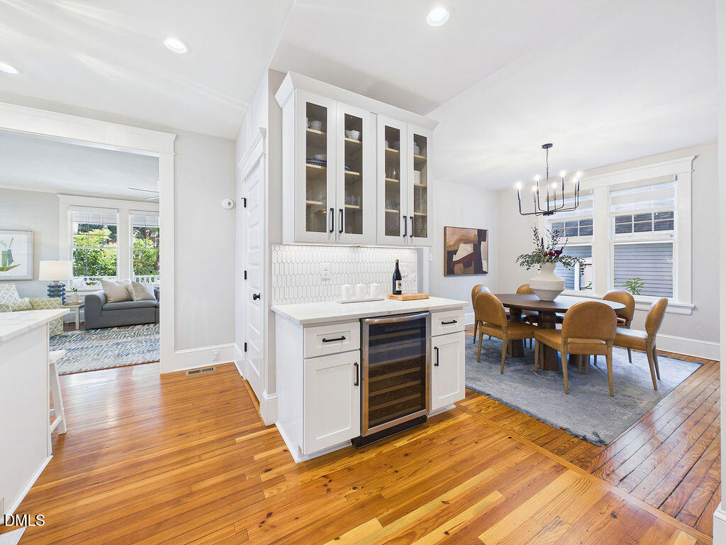 106 E Trinity Avenue