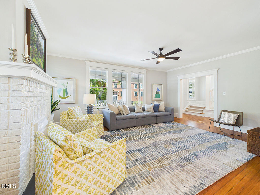 106 E Trinity Avenue