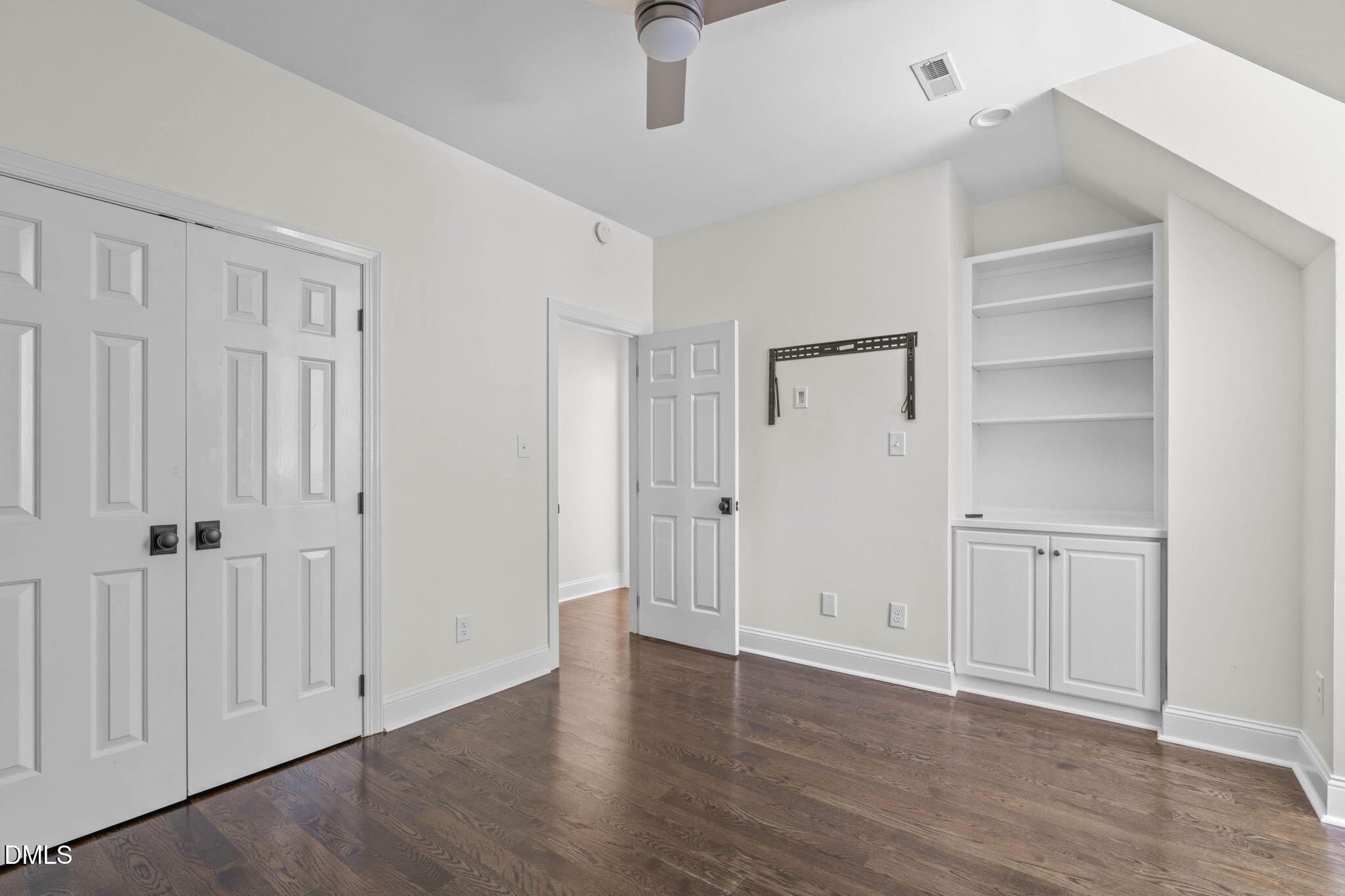 206 Johnstone Court