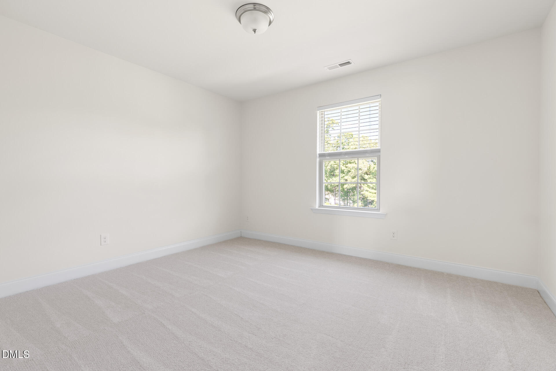 3316 Lacewing Drive