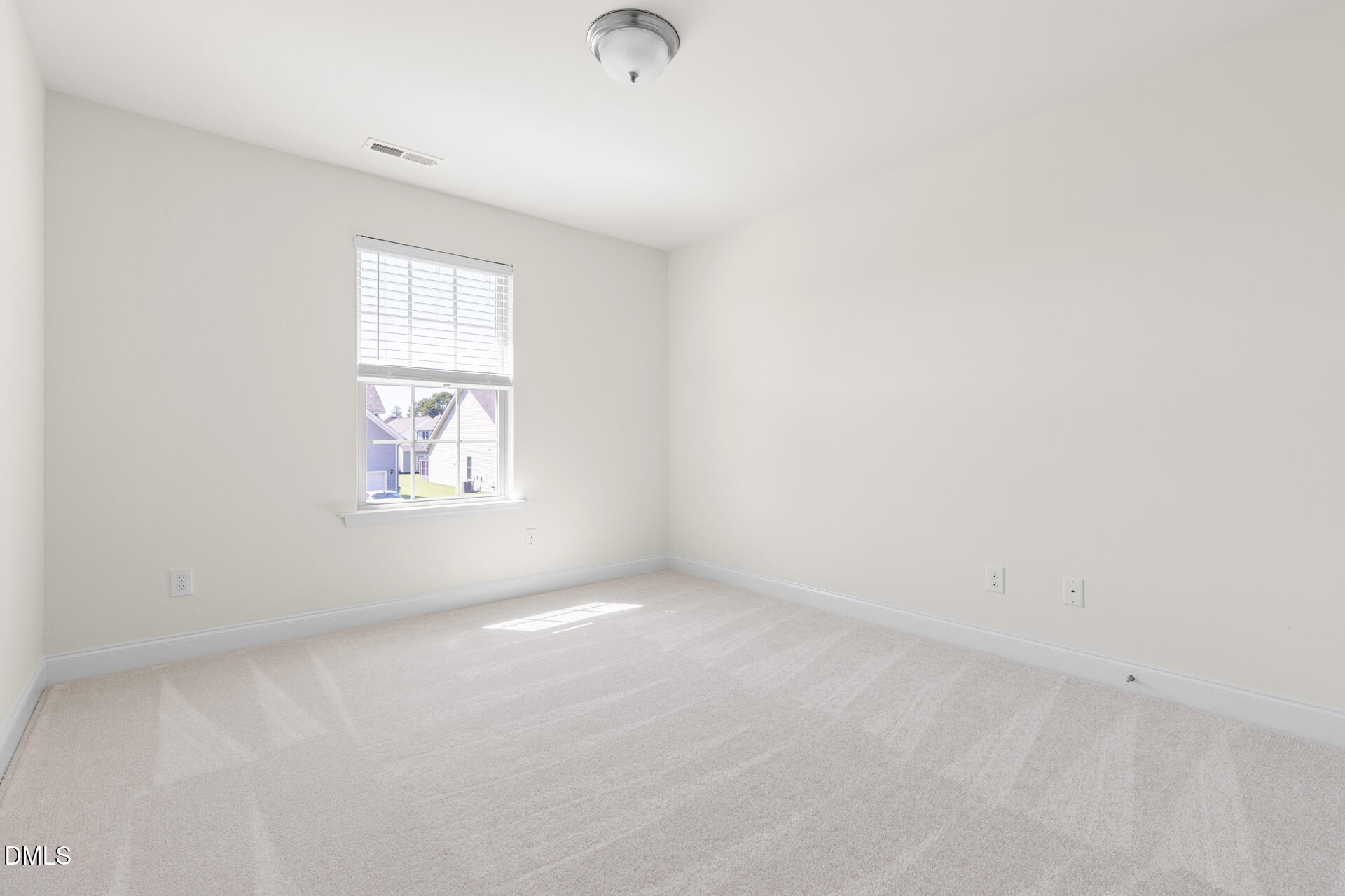 3316 Lacewing Drive