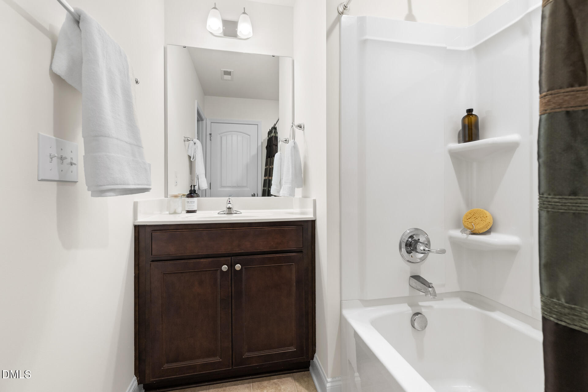 3316 Lacewing Drive
