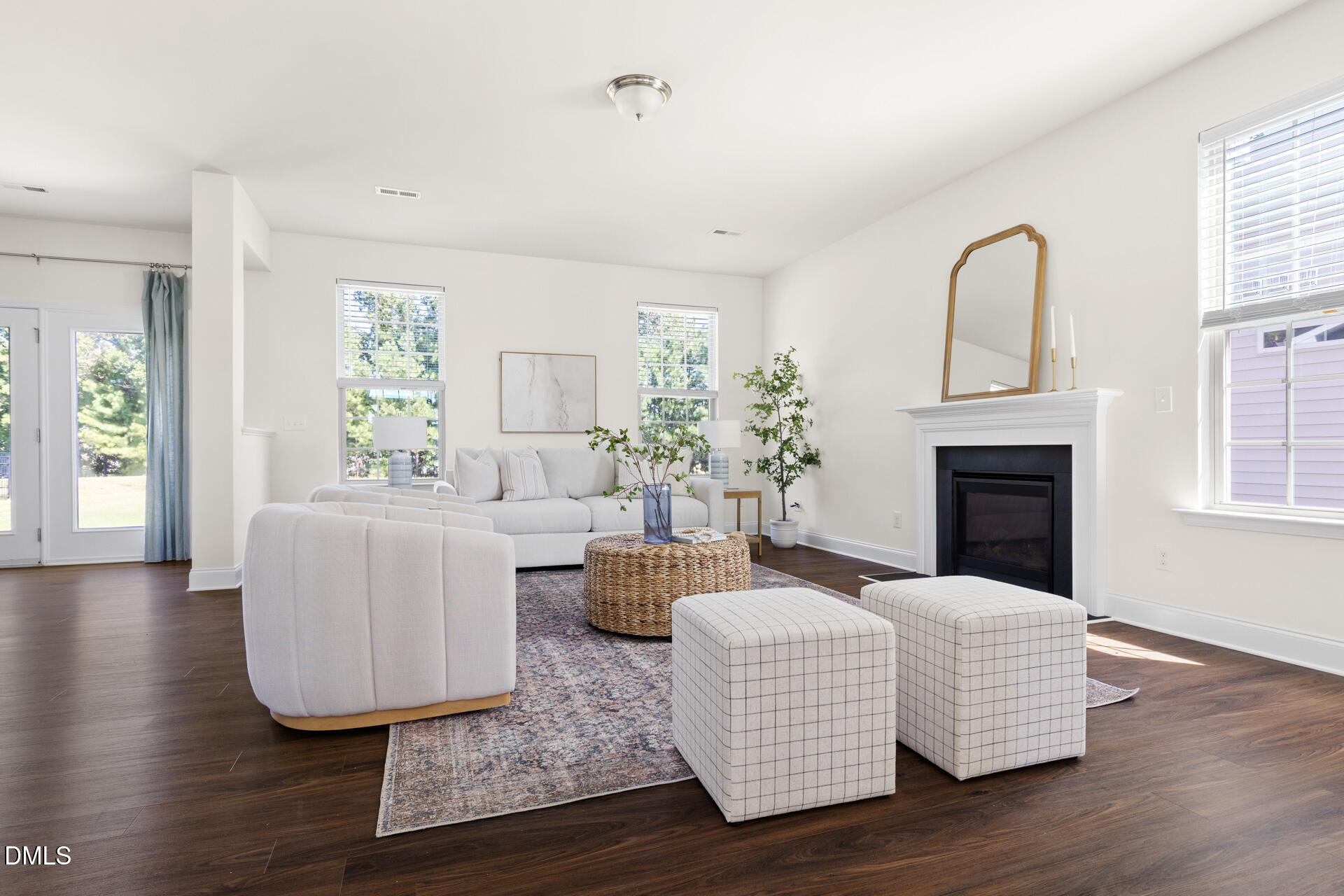 3316 Lacewing Drive